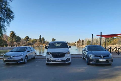 Mendoza: Private Return Transfer to Maipú or Lujan de Cuyo