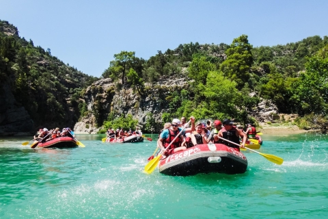 Rafting en aguas bravas de día completo en el cañón KöprülüRafting en aguas bravas de día completo desde Antalya
