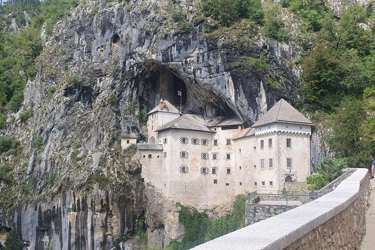 Ljubljana: Postojna Cave, Predjama Castle & Lake Bled Visit