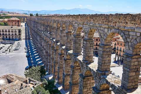 Von Madrid: Tagesausflug nach Segovia, Avila & Toledo