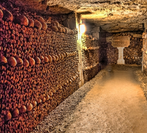 Undergrund, katakomber og kirkegårde