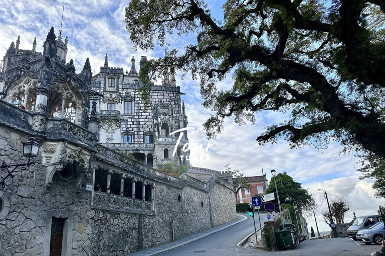 Lisbon: Sintra, Pena, Regaleira, Cabo da Roca & Cascais Private Tour – Personalized Comfort in an Exclusive Settings