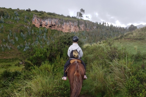 Z Cusco: 2-dniowa wycieczka konna Huchuy Qosqo