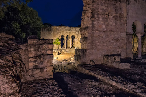 Cordoba: Geführte Tour durch die Medina Azahara bei NachtGeführte Tour durch die Medina Azahara auf Spanisch ohne Transport