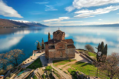 De Tirana: viagem de um dia guiada a Ohrid com transferência