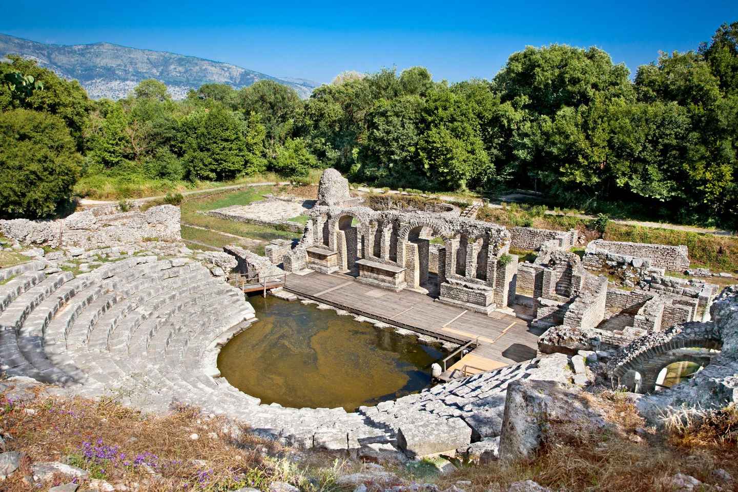 De Tirana : Excursion à Butrint, Saranda et Gjirokastër