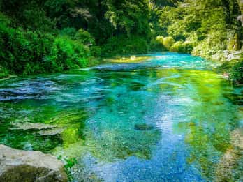 Von Tirana: Tour nach Vlora, Butrint, Saranda & Gjirokaster Von Tirana: Tour nach Vlora, Butrint, Saranda & Gjirokaster