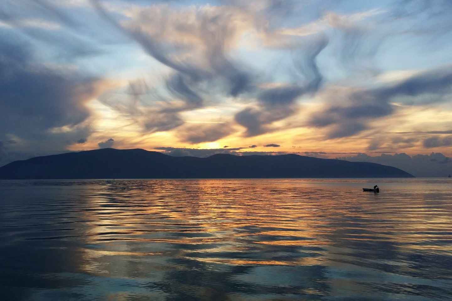 Speed boat to Dafina Bay and Haxhi Ali Cave
