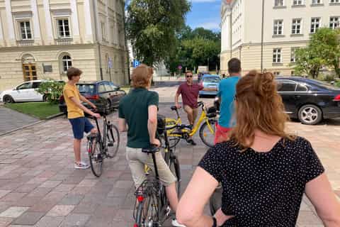Warsaw: Guided Bike Tour