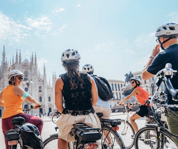 Milan: Highlights and Hidden Gems E-Bike Tour