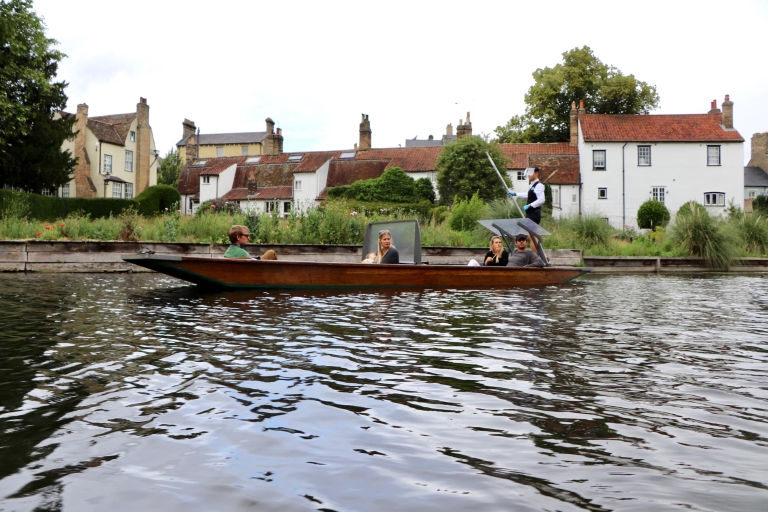 Cambridge: excursion en punting avec chauffeurCambridge: visite privée en barque avec chauffeur