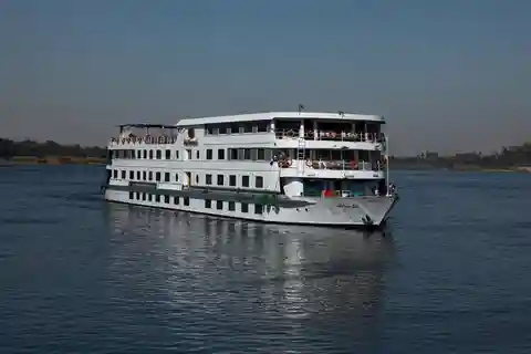 Jaz Monarch Nile Cruise - Luxor - Aswan / Aswan to Luxor