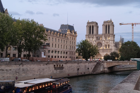 Best Bits of Paris: Paris in a Day Walking & Metro
