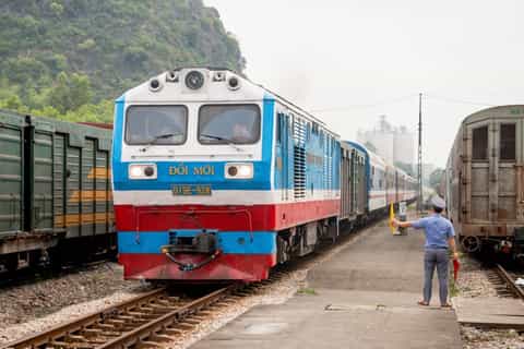 hanoi overnight train ticket to or from lao cai (sapa)
