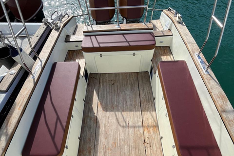 Labuan Bajo: Komodo Park Small Group Boat Tour | 6 Spots