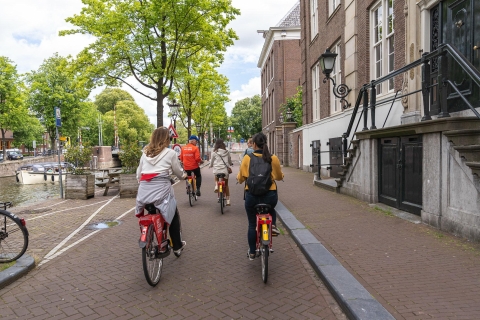 Amsterdam : visite du centre-ville à vélo en petit groupeVisite avec un audioguide en français et en espagnol