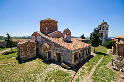 Desde Durrës: tour de un día al monasterio de Apollonia y Ardenica