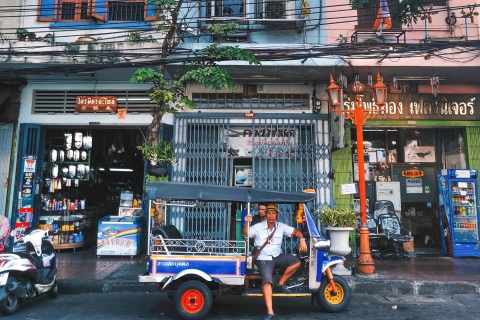 Bangkok: recorrido a pie por el arte callejero y la comida callejeraBangkok: tour privado a pie de arte callejero y comida callejera