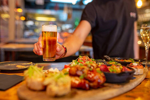 Madrid: Läckra tapas och besök på en terrass med utsiktMadrid: Välsmakande tapas och utsikt över taken Guidad tur