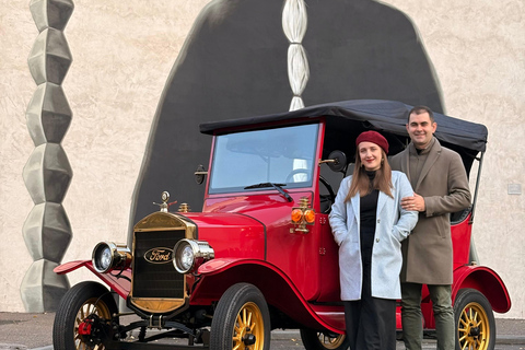 Bucharest: Private City Tour by Electric Retro Car Bucharest: Complete 2-Hour City Tour by Retro Electric Car