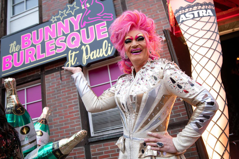 Hamburg: Hot-Blooded Burlesque Show at Bunny Burlesque St. Pauli Friday burlesque show
