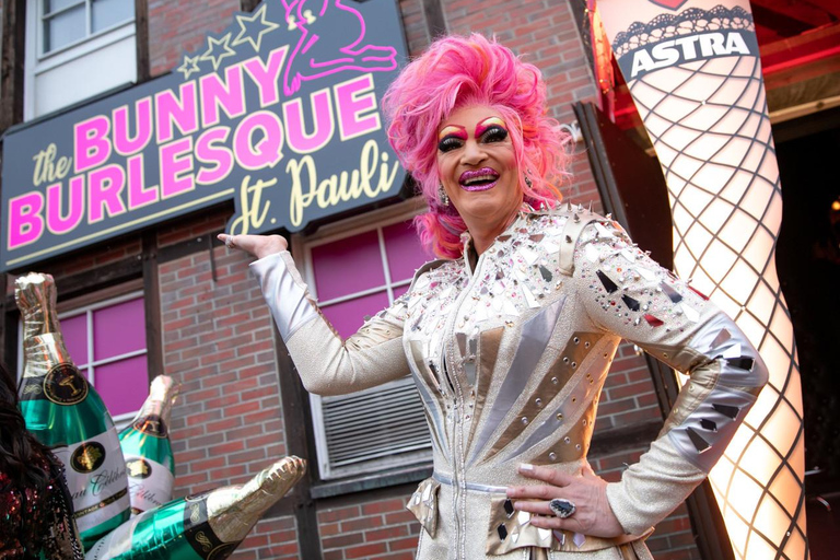 Hamburg: Hot-Blooded Burlesque Show at Bunny Burlesque St. Pauli Friday burlesque show