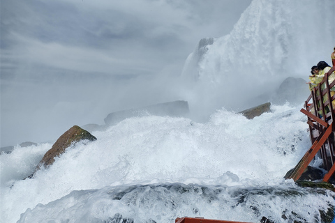 Toronto: Niagara Falls Private Custom Tour