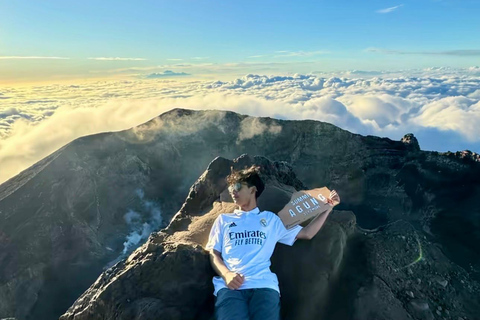 Bali: Gunung Agung Camping 2Days 1Night And Pendakian Suci holy trekking 3142 mount agung private camping with pick up