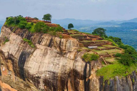 From Kandy: Sigiriya, Dambulla, & Minneriya Private Day Trip
