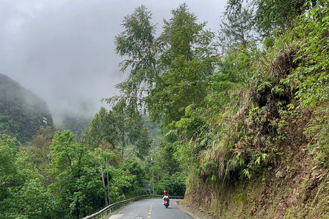 Von Hanoi aus: 4-tägige Ha Giang Loop Car Tour plus Videoschnitt