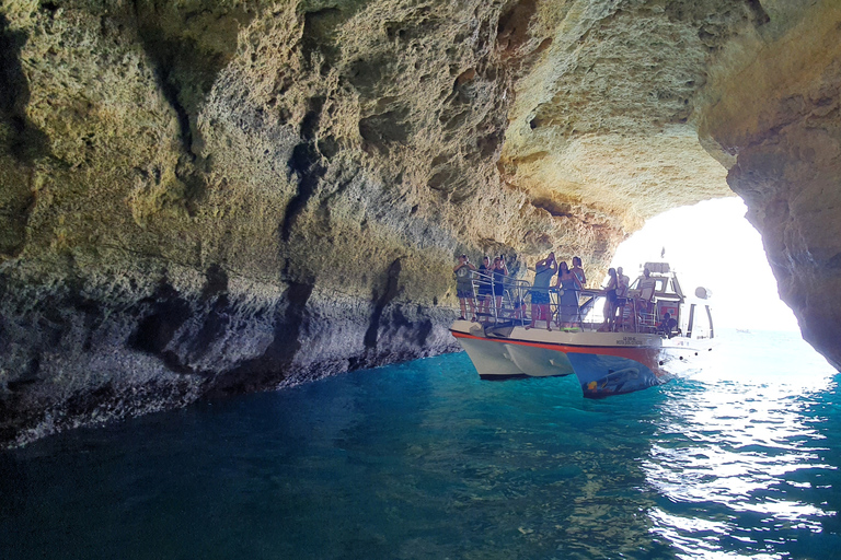 Z Lagos: Przyjazna rodzinie wycieczka katamaranem po Benagil