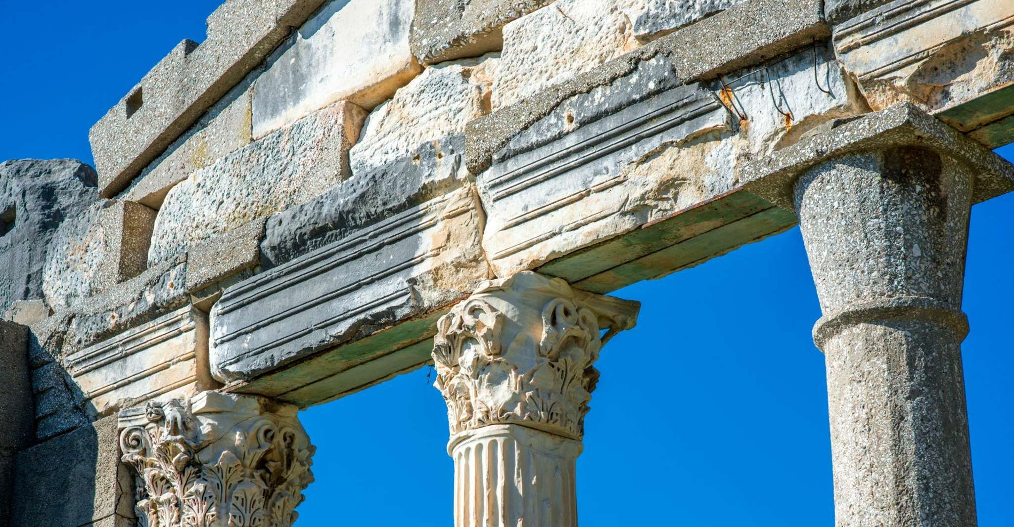 Da Berat, tour di un giorno al Monastero di Apollonia e Ardenica - Hizvo
