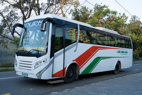 Bilet na autobus turystyczny z Chitwan do Pokhary