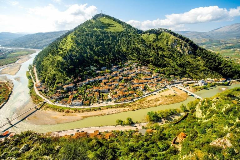 Berat:Recorrido a pie por la ciudad "Ventanas Uno a Uno",Berat