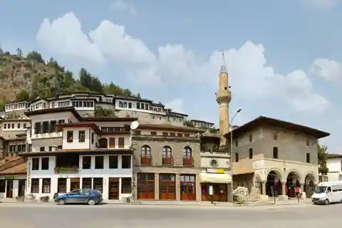 Berat Guided tour: what to see in 2 hours