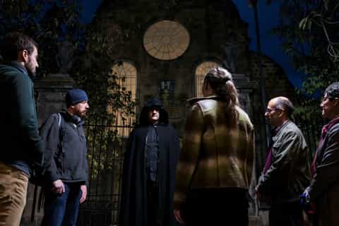 Edinburgh: Underground Vaults & Graveyard Evening Tour