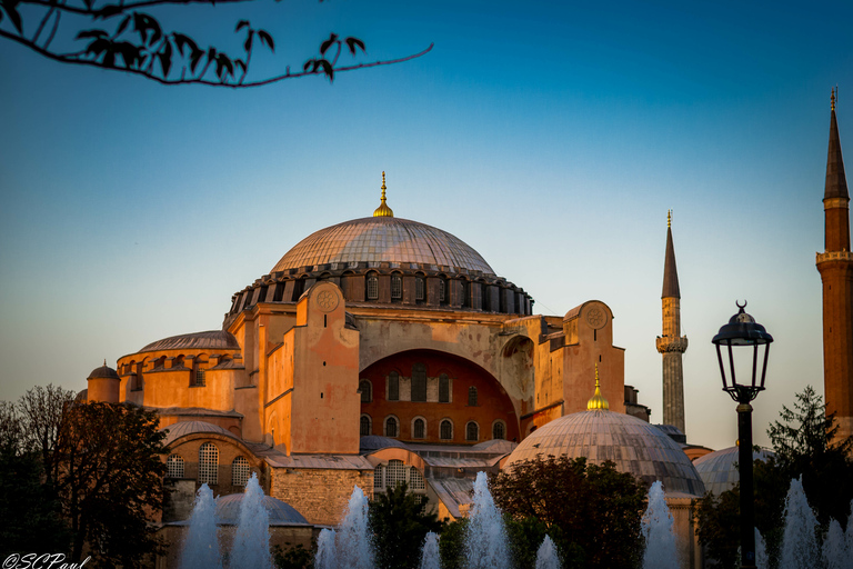 Istanbul: City Highlights Tour w/Hagia Sophia &amp; Blue MosqueSmall Group Tour