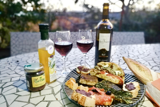 Nice: Food and Wine Old Town Guided Walking Tour