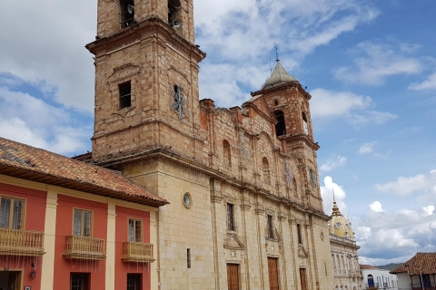 Bogotá: tour privado de Zipaquirá y catedral de SalTour Catedral de Sal y Mina Nemocón con almuerzo