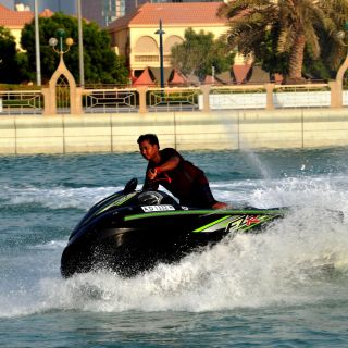 Abu Dhabi 1-Hour Jet Ski Rental