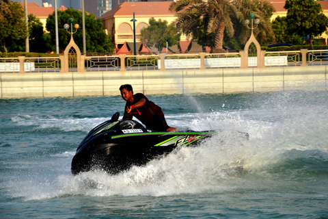 Aluguel de jet ski de 1 hora em Abu Dhabi