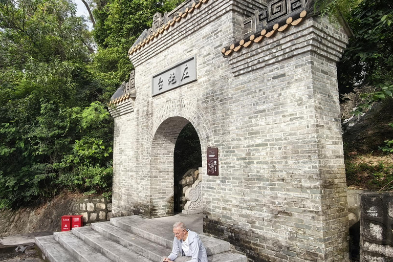 Shenzhen: Nantou Ancient Town, Shekou Cruise & Night Tour