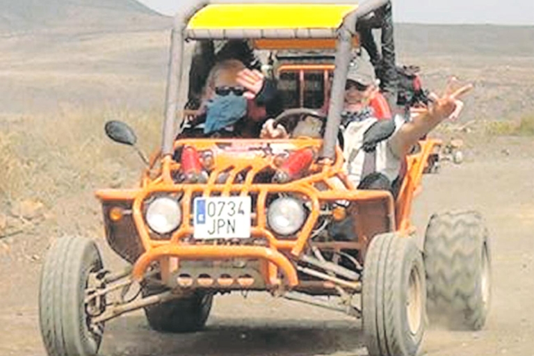 Depuis Lanzarote : safari en buggy ou en quad vers CorralejoBalade en buggy