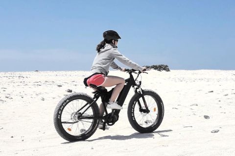 Lanzarote: tour avanzato in e-bike di Fuerteventura di 5 ore