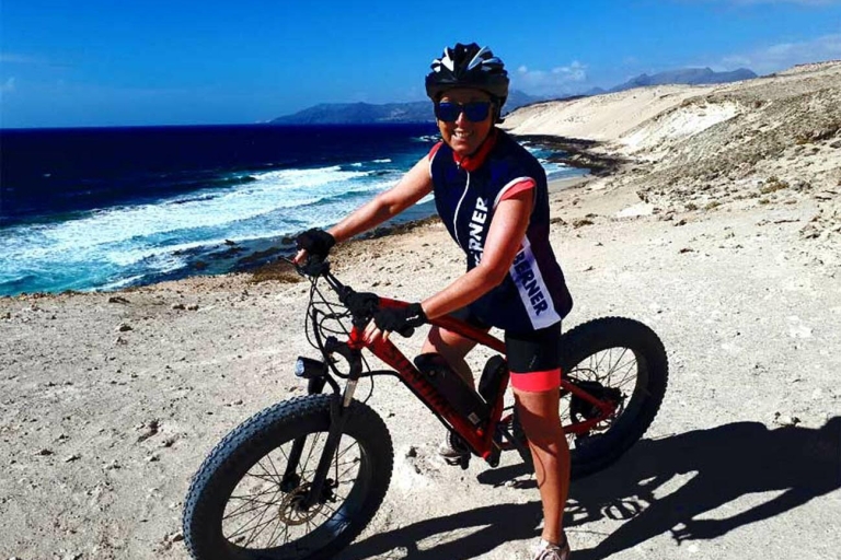 Costa Calma: Tour en vélo électriqueOption standard