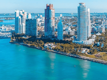 Miami: 30-minütiger Rundflug über South Beach Miami: 30-minütiger Rundflug über South Beach