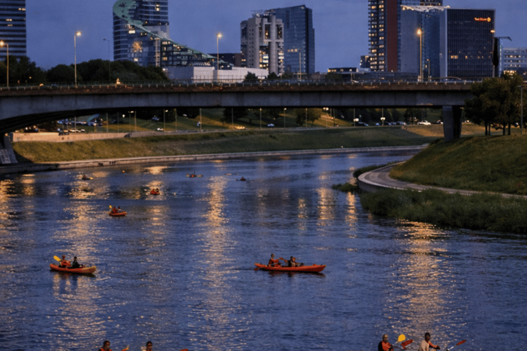 Vilnius: Sunset Evening Kayak Tour in Verkių Regional Park