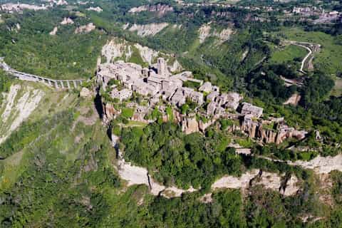 Civita di Bagnoregio: Entrance Ticket and Guided Museum Tour