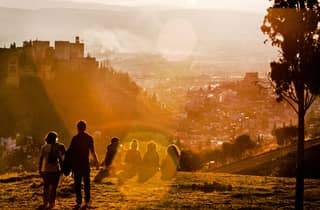 Granada: Spaziergang bei Sonnenuntergang in Albaicín & Sacromonte