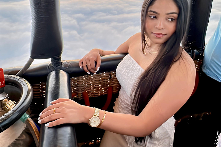 Marrakech: Balloon Flight, Berber Breakfast & Certificate